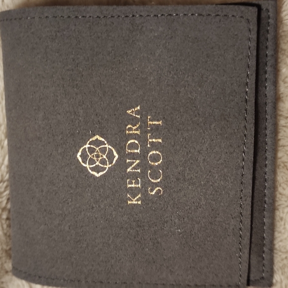 Jewelry necklace - Picture 7 of 7